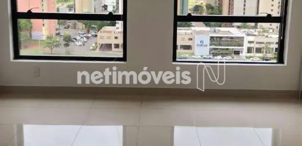 Conjunto Comercial / Sala com 1 Quarto à venda, 32m² no Asa Norte, Brasília