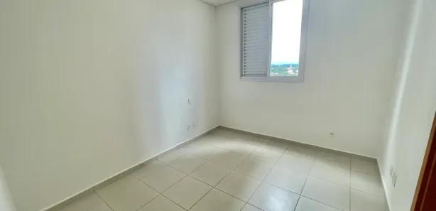Apartamento com 3 Quartos para alugar, 155m² no Vila Edmundo, Taubaté
