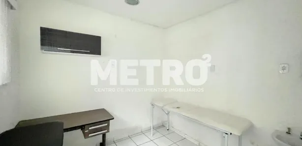 Loja / Salão / Ponto Comercial para alugar, 195m² no Gercino Coelho, Petrolina