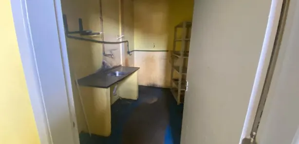 Loja / Salão / Ponto Comercial para alugar, 358m² no Colubande, São Gonçalo