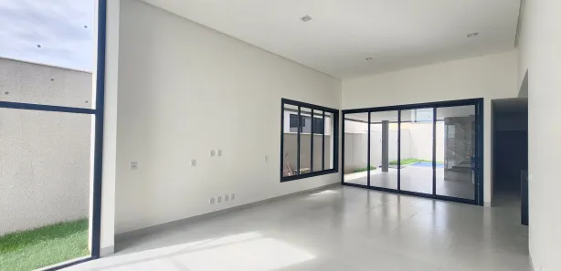 Casa de Condomínio com 3 Quartos à venda, 185m² no Jardins Nápoles, Senador Canedo