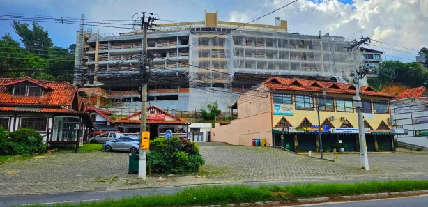 Loft com 1 Quarto à venda, 28m² no Itaipava, Petrópolis