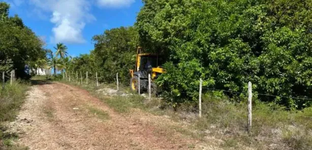 Fazenda / Sítio / Chácara com 9 Quartos à venda, 980000m² no Praia do Forte, Mata de São João