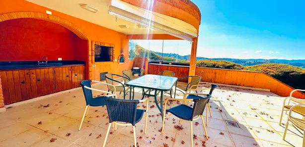 Casa de Condomínio com 6 Quartos para venda ou aluguel, 576m² no Lot Valeu Noiva, Campos do Jordão