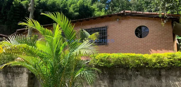 Casa com 5 Quartos à venda, 110m² no Carangola, Petrópolis
