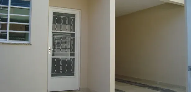 Casa com 3 Quartos para alugar, 110m² no Parque Residencial Guadalajara, Nova Iguaçu