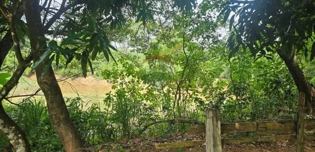 Fazenda / Sítio / Chácara com 2 Quartos à venda, 92m² no Núcleo Urbano Bom Jardim, Jaguariúna