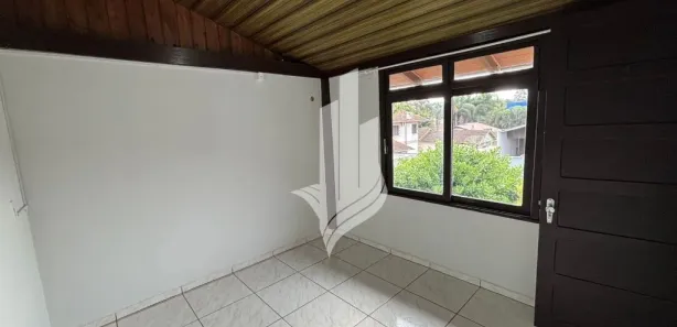Apartamento com 2 Quartos para alugar, 60m² no Água Verde, Blumenau
