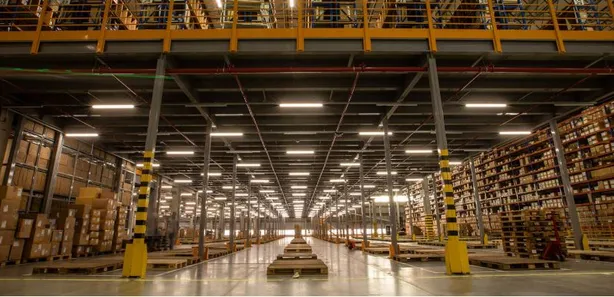 Galpão / Depósito / Armazém para alugar, 45500m² no Pataxós, Embu das Artes