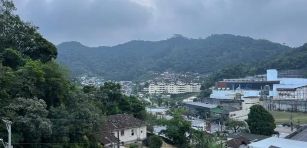 Apartamento com 2 Quartos à venda, 68m² no Bingen, Petrópolis