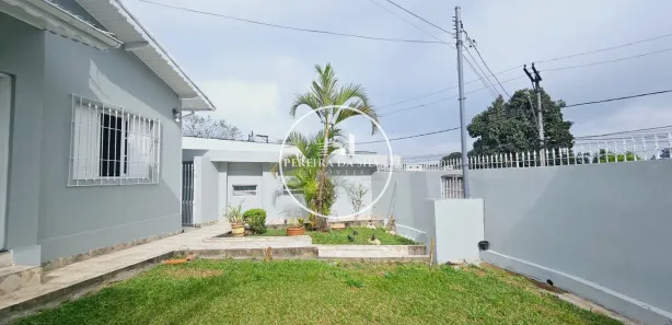 Casa com 3 Quartos à venda, 220m² no Vila Santa Maria, Itapecerica da Serra