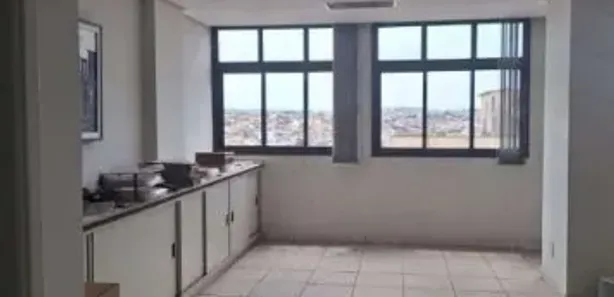 Prédio Inteiro à venda, 24m² no Centro, Bauru