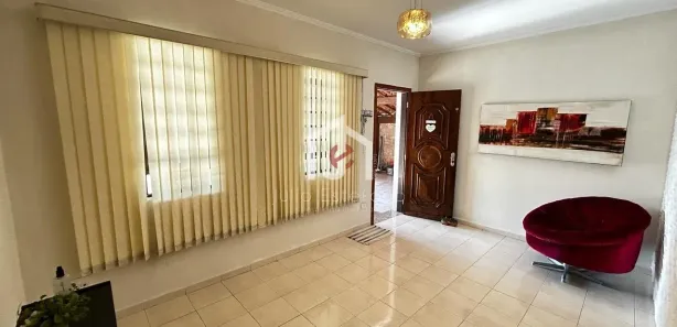 Sobrado com 4 Quartos à venda, 197m² no Bosque da Saúde, Taubaté