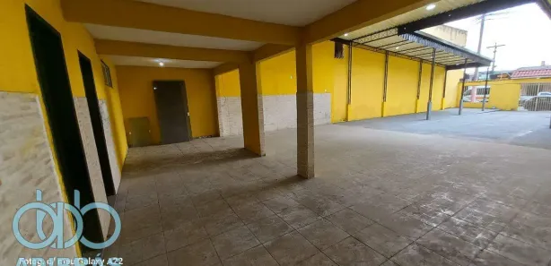 Loja / Salão / Ponto Comercial para alugar, 300m² no Centro, Queimados