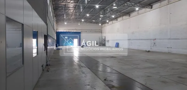 Galpão / Depósito / Armazém para alugar, 825m² no Loteamento Quinta das Frutas, Taubaté
