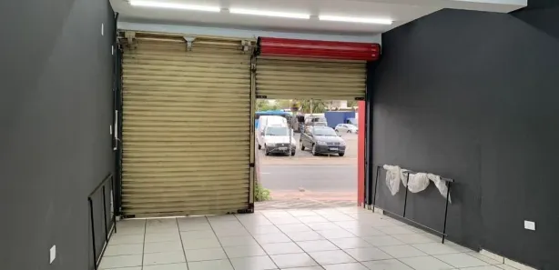Casa Comercial para alugar, 65m² no Parque Itamarati, Jacareí
