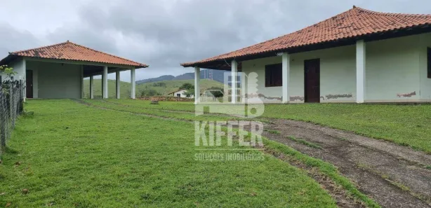 Fazenda / Sítio / Chácara com 4 Quartos à venda, 300m² no Boa Esperança, Rio Bonito