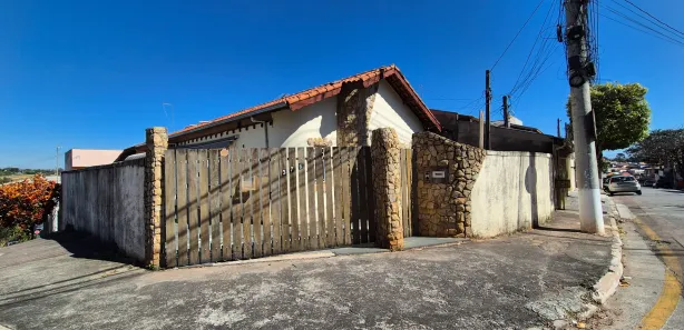 Casa com 4 Quartos para alugar, 70m² no Jardim Esmeralda, Louveira