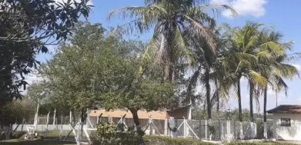 Fazenda / Sítio / Chácara com 2 Quartos à venda, 2600m² no Balneário Riviera, Americana