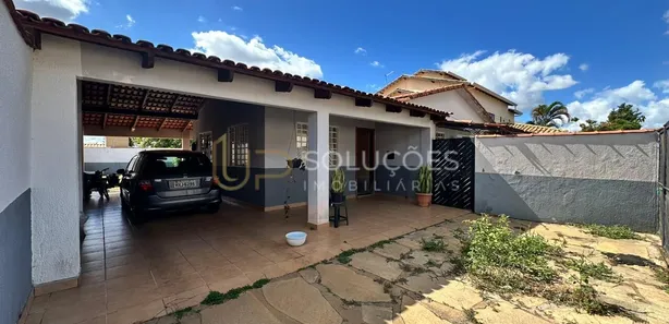 Casa de Condomínio com 3 Quartos à venda, 211m² no Região dos Lagos, Brasília
