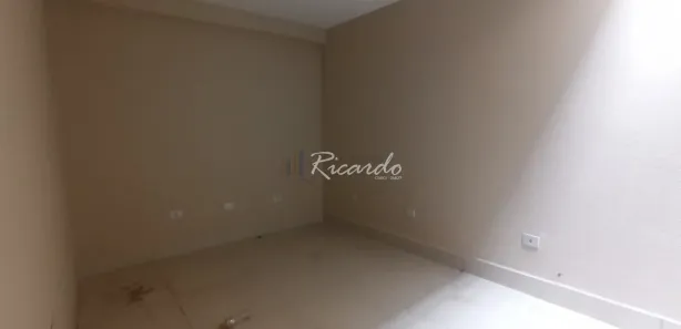 Loja / Salão / Ponto Comercial com 2 Quartos para alugar, 130m² no Vila Aratimbo, Arapongas