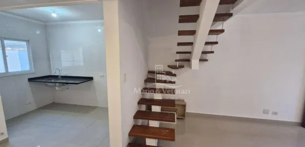 Sobrado com 3 Quartos para venda ou aluguel, 110m² no Jardim Las Palmas, Guarujá