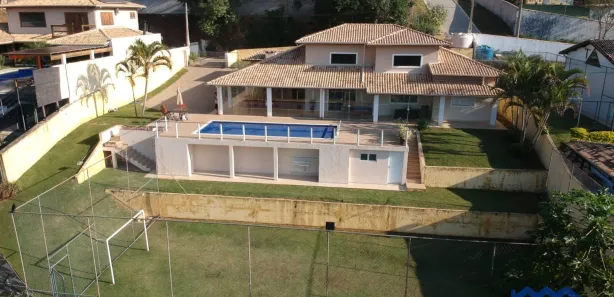 Fazenda / Sítio / Chácara com 3 Quartos à venda, 2300m² no , Mairinque