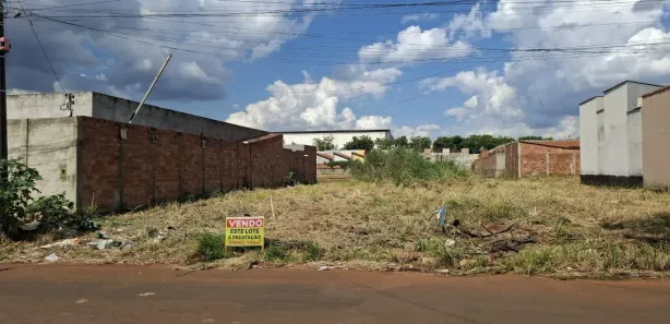 Terreno / Lote / Condomínio à venda, 270m² no Setor Cristina, Trindade