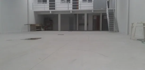 Galpão / Depósito / Armazém à venda, 320m² no Vau Açu, Viçosa
