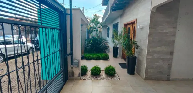 Sobrado para alugar, 250m² no Centro, Arapongas