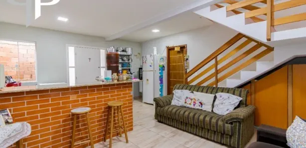 Sobrado com 3 Quartos à venda, 140m² no Guarituba, Piraquara