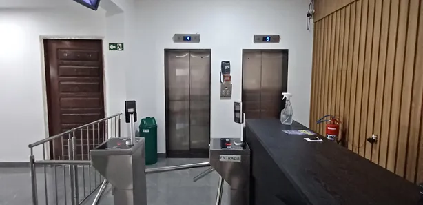 Loja / Salão / Ponto Comercial à venda, 40m² no Petrópolis, Natal
