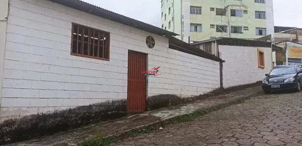 Galpão / Depósito / Armazém à venda, 300m² no Santo Antônio, Viçosa