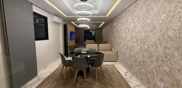 Sobrado com 4 Quartos à venda, 161m² no Guilhermina, Praia Grande