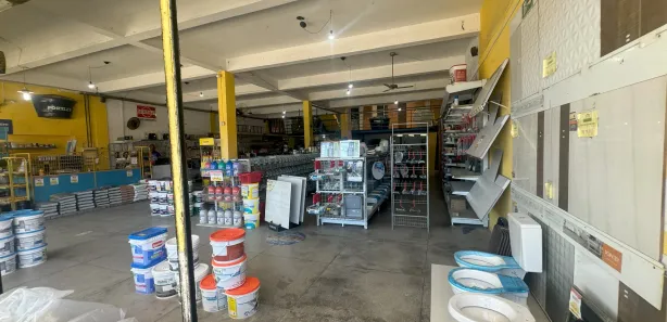 Galpão / Depósito / Armazém para alugar, 556m² no Ipsep, Recife
