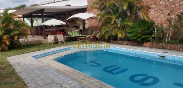 Casa com 3 Quartos para alugar, 400m² no Vila Áurea, Poá
