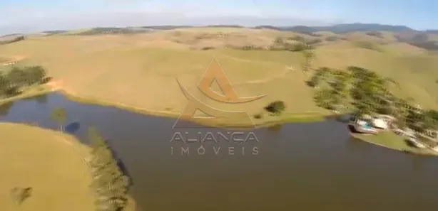 Fazenda / Sítio / Chácara com 10 Quartos à venda, 1452000m² no Vila Galvão, Caçapava