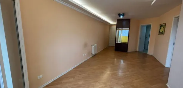 Apartamento com 3 Quartos para alugar, 102m² no Cabral, Curitiba