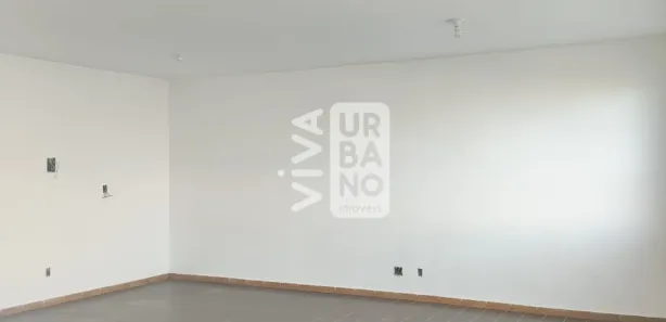 Conjunto Comercial / Sala para alugar, 46m² no Aterrado, Volta Redonda