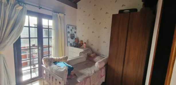 Sobrado com 4 Quartos à venda, 269m² no Colônia, Ribeirão Pires