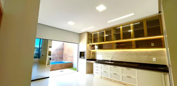 Casa de Condomínio com 3 Quartos à venda, 155m² no Cidade das Flores, Caldas Novas
