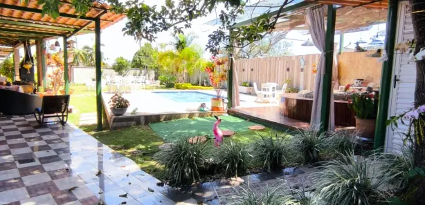 Casa de Condomínio com 5 Quartos à venda, 450m² no Região dos Lagos, Brasília
