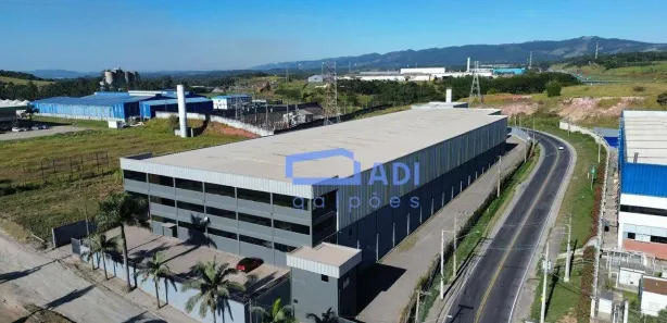 Galpão / Depósito / Armazém para alugar, 5600m² no Taboão, Mogi das Cruzes