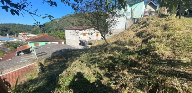 Terreno / Lote / Condomínio à venda, 250m² no Paiol do Meio, São Lourenço da Serra
