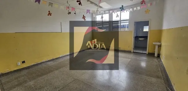 Prédio Inteiro para alugar, 1200m² no Vila Assis Brasil, Mauá