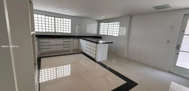 Casa com 5 Quartos à venda, 250m² no Residencial Santos Dumont, Brasília