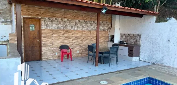 Fazenda / Sítio / Chácara com 2 Quartos à venda, 1770m² no Chácara Farani, Barra do Piraí