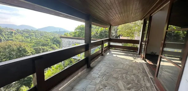 Casa de Condomínio com 5 Quartos para venda ou aluguel, 500m² no Sapê, Niterói