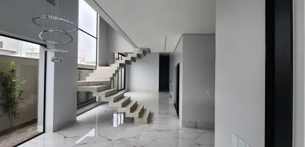 Sobrado com 4 Quartos à venda, 320m² no Condomínio Vale das Araras, Rio Verde