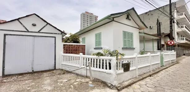 Casa Comercial com 4 Quartos para alugar, 80m² no Centro, Balneário Piçarras